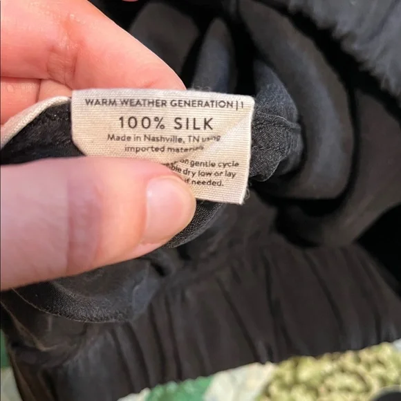 Elizabeth Suzann Black Silk Florence Shorts - Picture 8 of 8